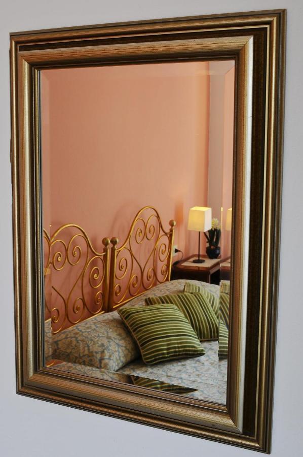 Hotel San Michele Сан-Джиминьяно Экстерьер фото